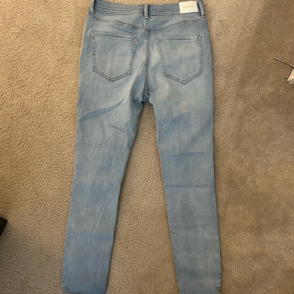 Express Light Wash Jeans - Picture 3 of 3